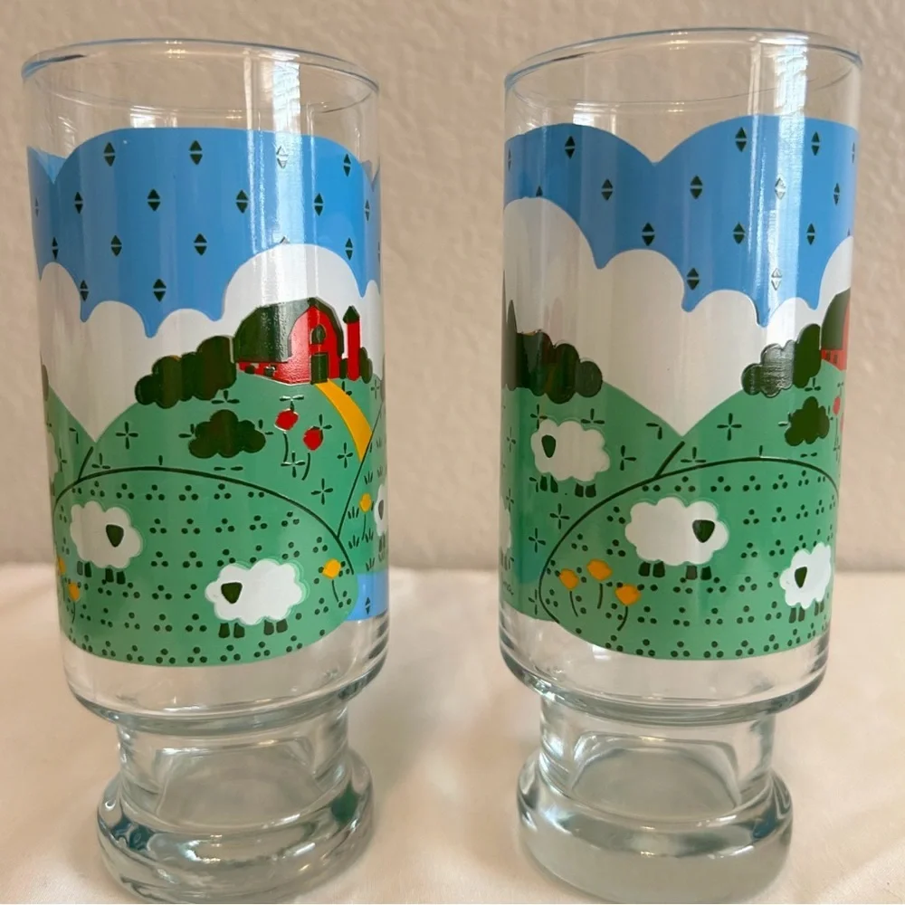 Vintage Nina Sheep Farm Glasses Anchor Hocking Cottagecore Glassware, Set of 2